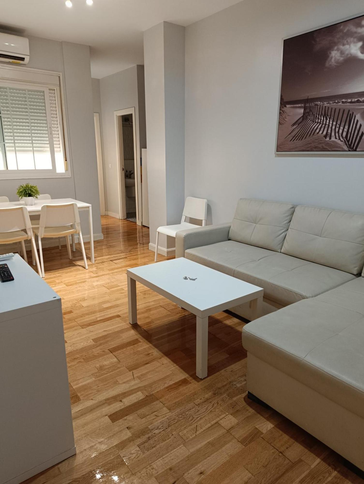 Apartamentos Aloha 2 Centro El Puerto De Santa Maria Luaran gambar