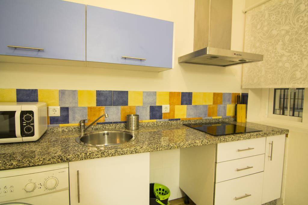 Apartamentos Aloha 2 Centro El Puerto De Santa Maria Luaran gambar