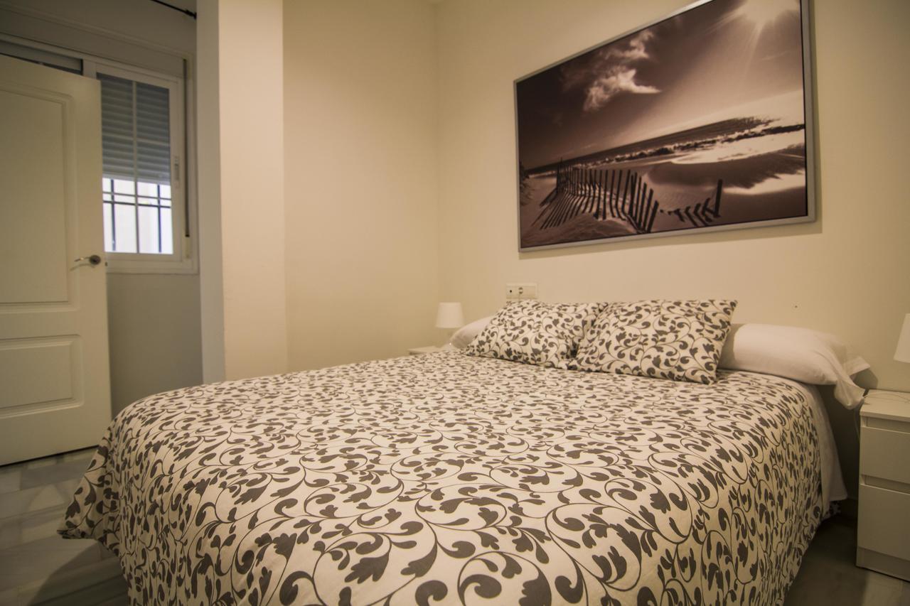 Apartamentos Aloha 2 Centro El Puerto De Santa Maria Luaran gambar